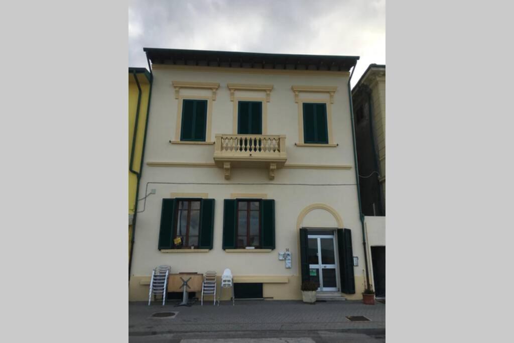 Bilocale Sul Mare Apartment Marina Di Pisa Exterior photo